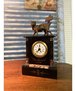 Ancienne horloge de table