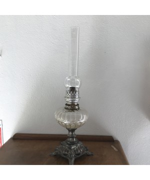 LAMPE A PÉTROLE