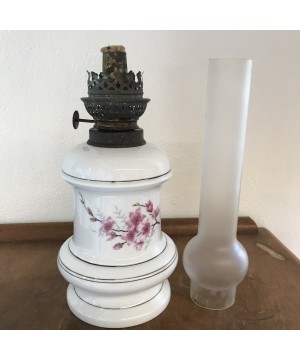 LAMPE A PÉTROLE