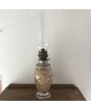 LAMPE A PÉTROLE
