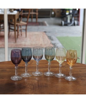 Lot de 6 verres à vin...